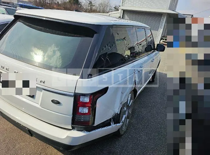 Photo 2 of 42: 2015 Land Rover Range Rover 4.4d — Korean insurance auction