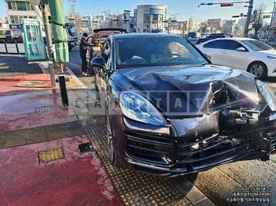 2021 Porsche Cayenne Turbo COUPE (5-seater)
