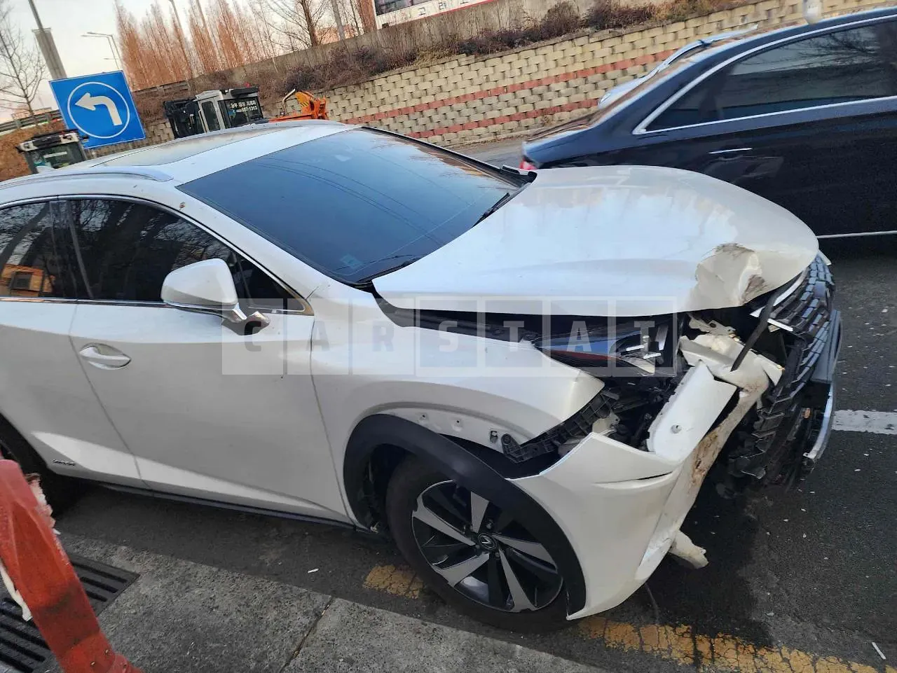 Photo 2 of 27: 2019 Lexus NX300h, VIN JTJBJRBZ0K2124862 — Korean insurance auction