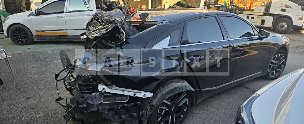 Photo 2 of 6: 2025 Kia K8 Hybrid — Korean insurance auction