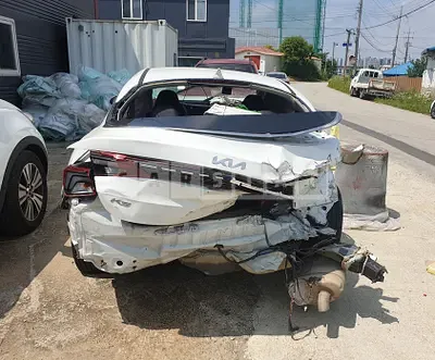 Photo 1 of 11: 2022 Kia K5 2.0 — Korean insurance auction