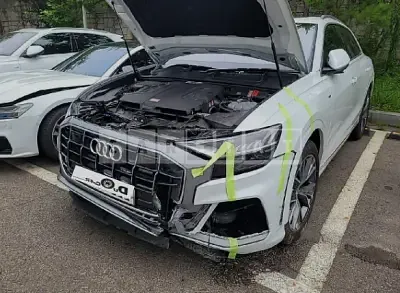 Photo 1 of 9: 2020 Audi Q8 50 TDI Four, VIN WAUZZZF11LD019703 — Korean insurance auction