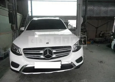 Photo 1 of 50: 2019 Mercedes-Benz GLC300 4Matic — Korean insurance auction