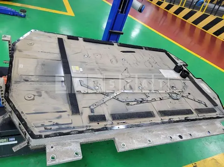 Photo 2 of 14: 2021 Hyundai (parts) IONIQ Electric Battery Assay — Korean insurance auction