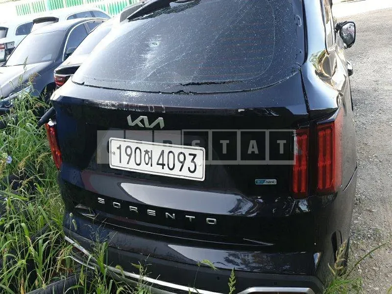 Photo 2 of 15: 2022 Kia Sorento, VIN KNARL81GBNA094591 — Korean insurance auction
