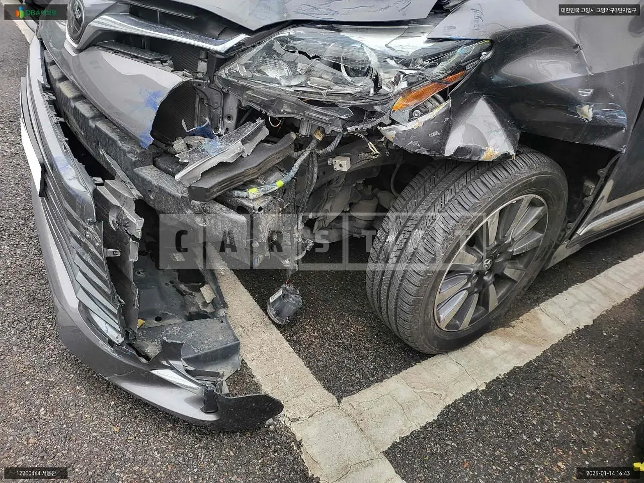 Photo 2 of 14: 2019 Toyota Siena AWD, VIN 5TDDZ3DC9KS212232 — Korean insurance auction