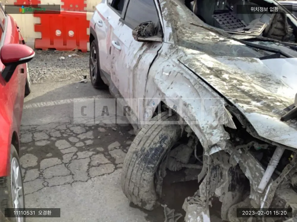 Photo 2 of 12: 2022 Hyundai Tucson, VIN KMHJE81BGNU138057 — Korean insurance auction