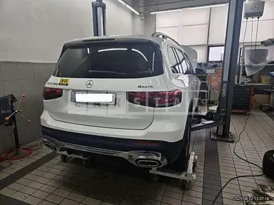Photo 1 of 14: 2023 Mercedes-Benz GLB250 4Matic — Korean insurance auction