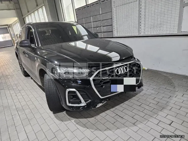 Photo 2 of 47: 2023 Audi Q5 40 TDI quattro — Korean insurance auction