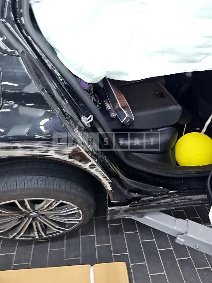 Photo 2 of 24: 2021 BMW 320d, VIN WBA5V5101MFK84175 — Korean insurance auction