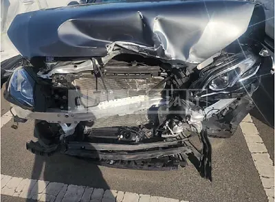 Photo 1 of 21: 2018 Mercedes-Benz E220d — Korean insurance auction