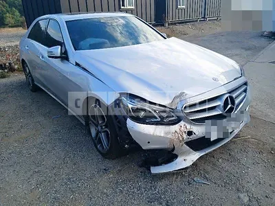 Photo 1 of 12: 2015 Mercedes-Benz E250 BlueTec 4Matic — Korean insurance auction