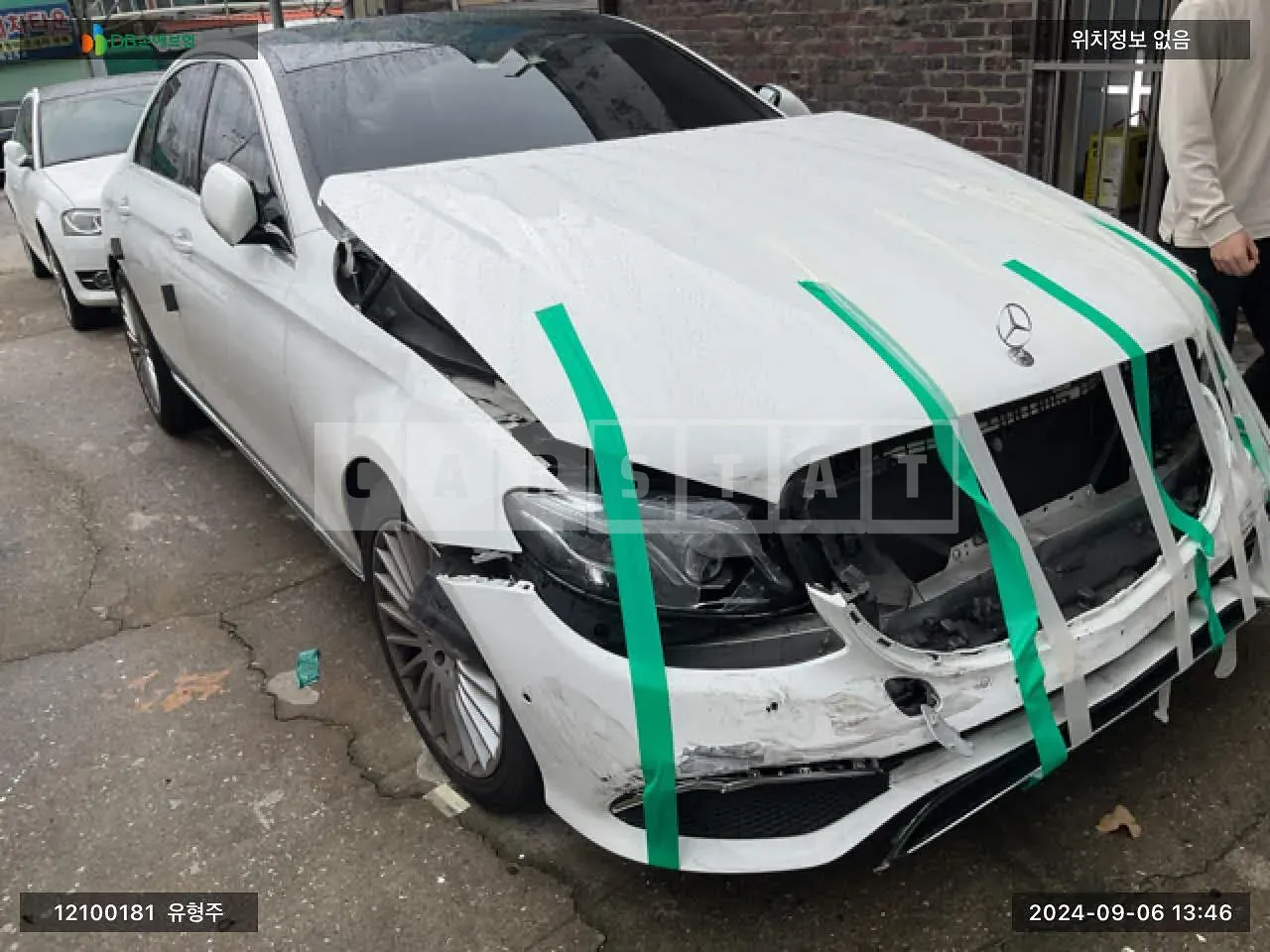 Photo 2 of 19: 2016 Mercedes-Benz E220d, VIN WDDZF0EB7HA039941 — Korean insurance auction