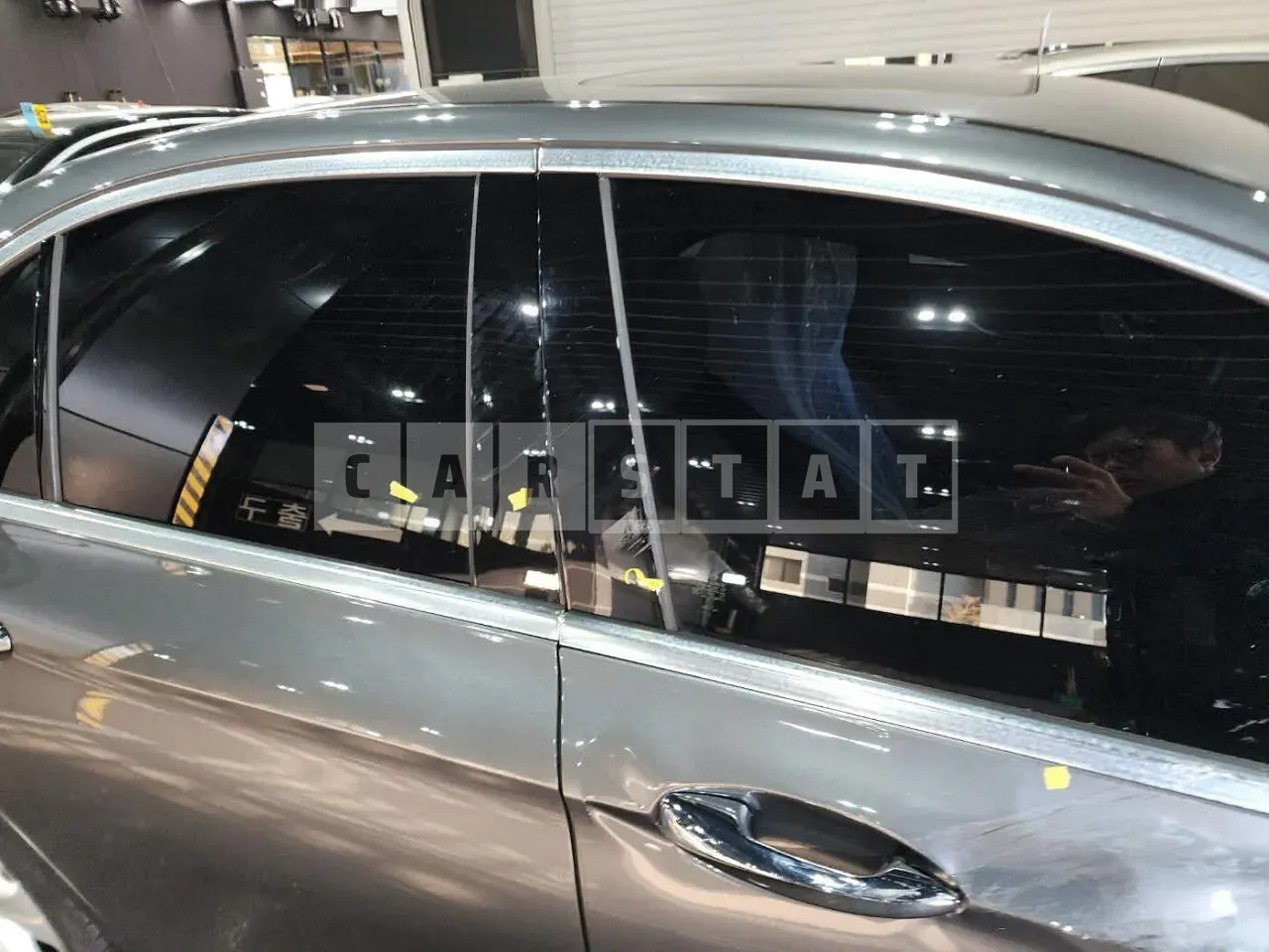 Photo 2 of 31: 2017 Mercedes-Benz E200, VIN WDDZF4CBXHA265028 — Korean insurance auction
