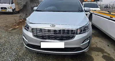 Photo 1 of 9: 2019 Kia Carnival — Korean insurance auction