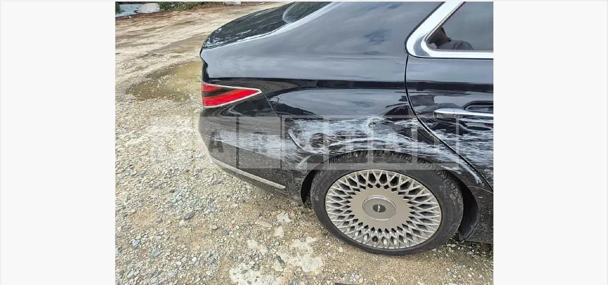 Photo 2 of 44: 2021 Genesis G90 3.8 — Korean insurance auction