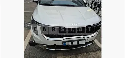 Photo 1 of 21: 2025 Kia Carnivals — Korean insurance auction