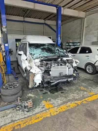 Photo 1 of 19: 2023 Kia Carnival High Limousine — Korean insurance auction