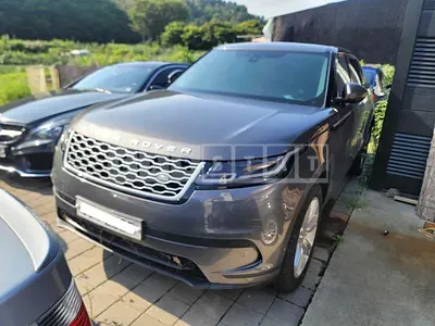 Photo 1 of 35: 2017 Land Rover Range Rover Bella D240, VIN SALYA2BN0JA708872 — Korean insurance auction