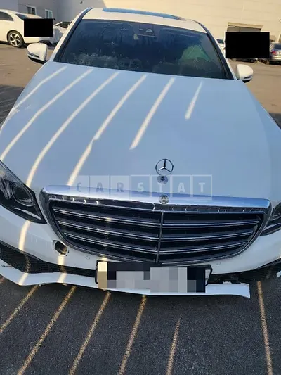 Photo 1 of 18: 2020 Mercedes-Benz E220d 4Matic, VIN W1KZF0FB4LA769071 — Korean insurance auction