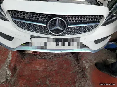 Photo 1 of 28: 2017 Mercedes-Benz C200, VIN WDDWF4CB3HF480899 — Korean insurance auction