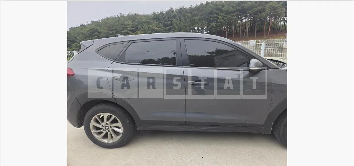 Photo 2 of 12: 2015 Hyundai Tucson TL (4WD) — Korean insurance auction