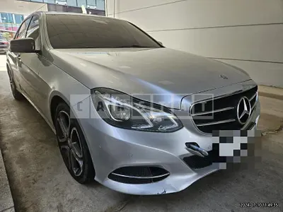 Photo 1 of 41: 2015 Mercedes-Benz E250 BlueTec 4Matic — Korean insurance auction