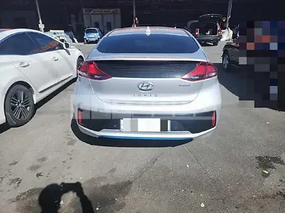 Photo 1 of 22: 2019 Hyundai IONIQ Hybrid, VIN KMHC851CGKU140303 — Korean insurance auction