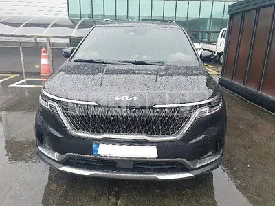 Photo 1 of 31: 2022 Kia Carnival, VIN KNANE81BBNS175587 — Korean insurance auction