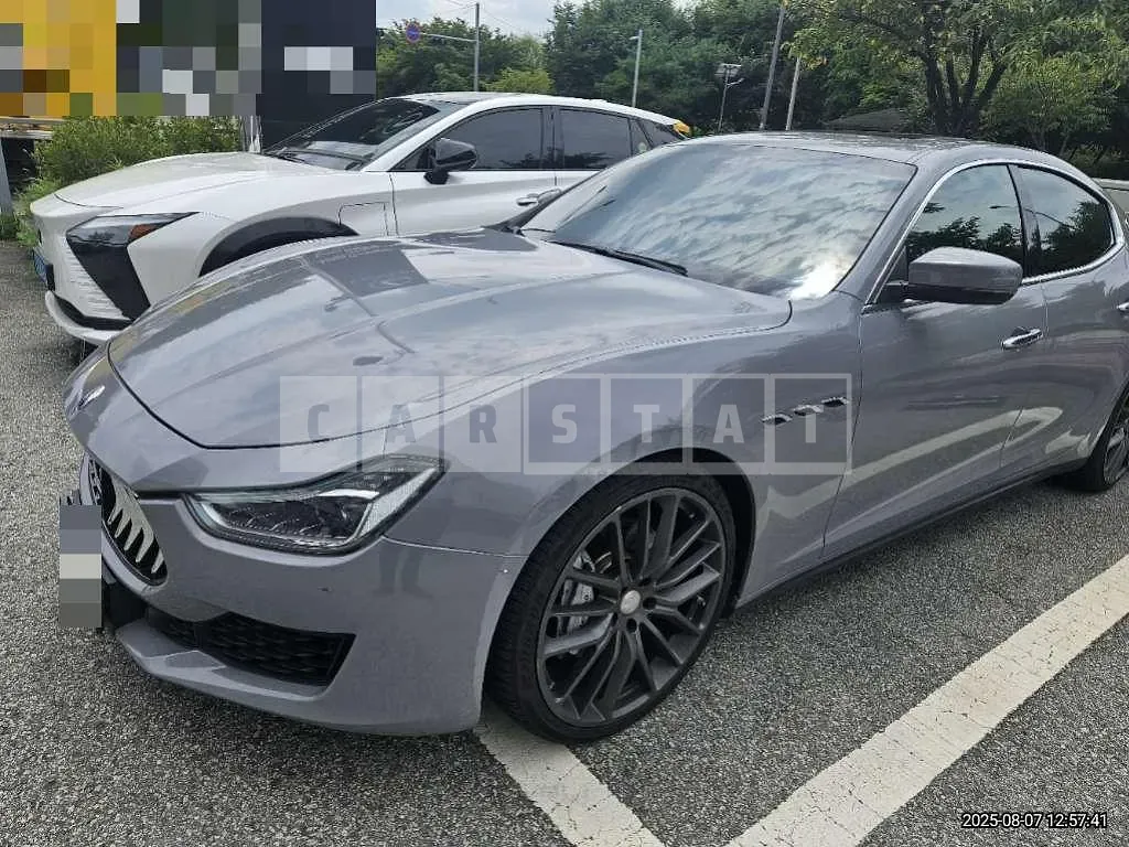 Photo 2 of 27: 2018 Maserati Ghibli — Korean insurance auction