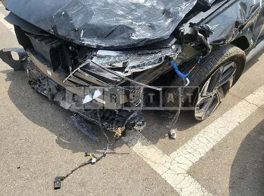 Photo 2 of 41: 2022 Hyundai Tucson, VIN KMHJE81BGNU137075 — Korean insurance auction