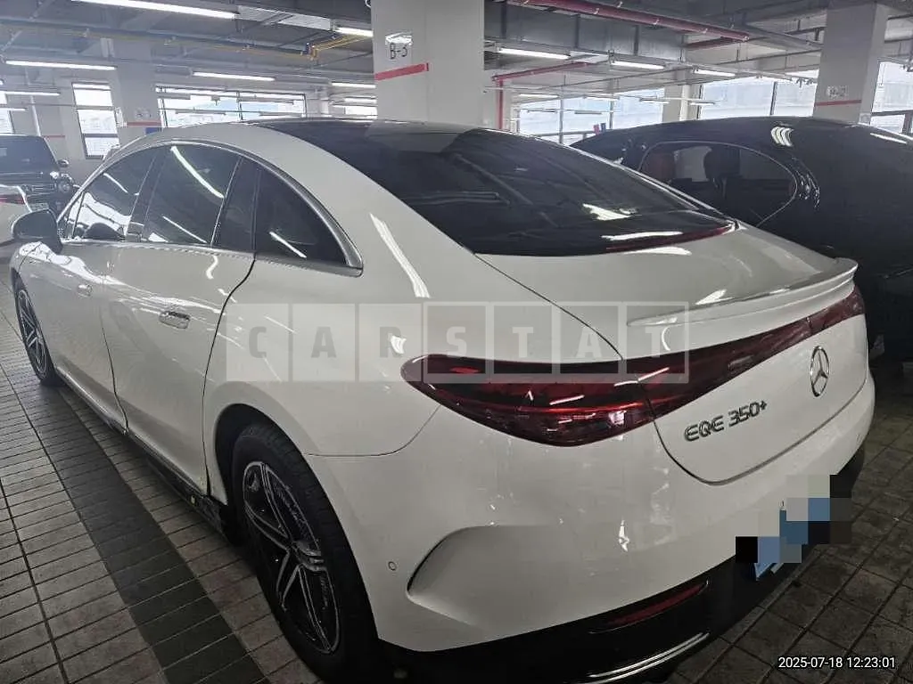 Photo 2 of 9: 2024 Mercedes-Benz EQE 350 + — Korean insurance auction