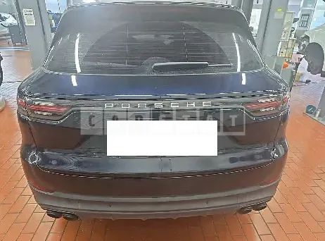 Photo 2 of 23: 2021 Porsche Cayenne E-Hybrid — Korean insurance auction
