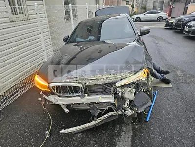Photo 1 of 50: 2018 BMW 520d — Korean insurance auction