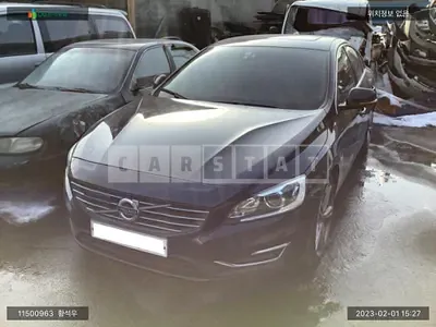 Photo 1 of 35: 2016 Volvo S60 D4, VIN YV1FSA8BDG2405673 — Korean insurance auction