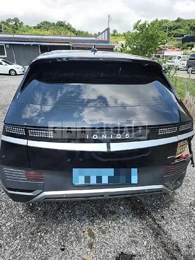 Photo 1 of 33: 2023 Hyundai IONIQ 5 Long Range Electric Motor — Korean insurance auction