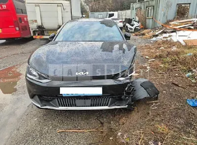 Photo 1 of 26: 2023 Kia EV6 — Korean insurance auction