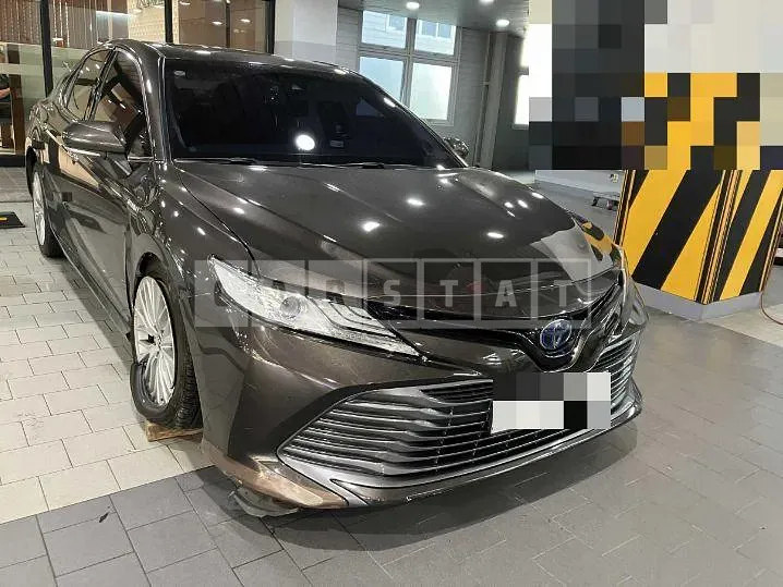 Photo 2 of 8: 2018 Toyota Camry Hybrid — Korean insurance auction