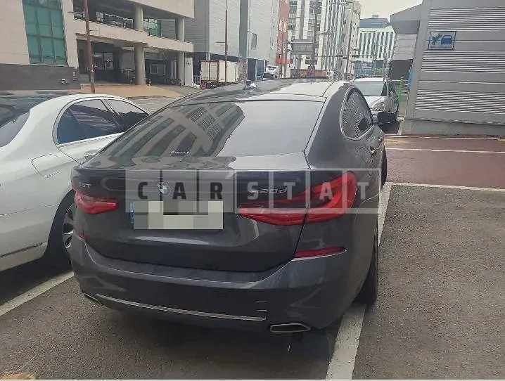 Photo 2 of 24: 2021 BMW 620d, VIN WBAJY8103MCH34937 — Korean insurance auction
