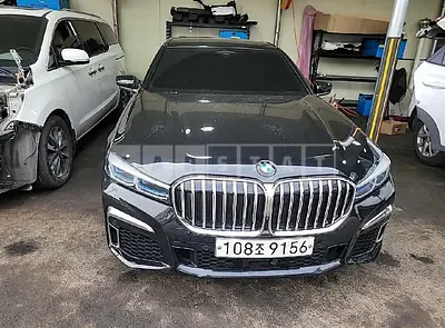 2020 BMW 740Li xDrive M Sport Package