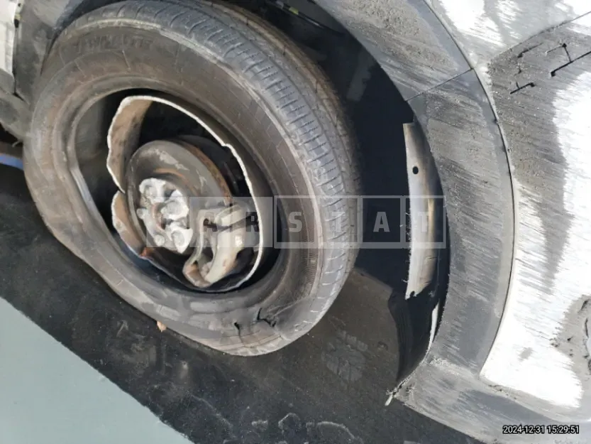 Photo 2 of 9: 2015 Hyundai Tucson — Korean insurance auction