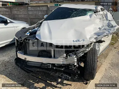 Photo 1 of 24: 2024 Kia Sorento Hybrid, VIN KNARK81GBRA330488 — Korean insurance auction
