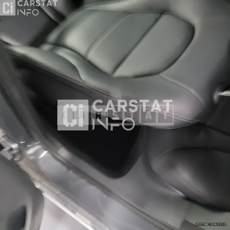 Photo 2 of 11: 2020 Mercedes-Benz C 220 CDI Avantgarde, VIN WDDWF1FB6LR555175 — Korean insurance auction