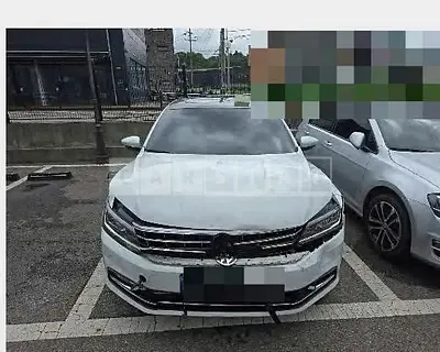 Photo 1 of 16: 2018 Volkswagen Passat 2.0 TSI — Korean insurance auction