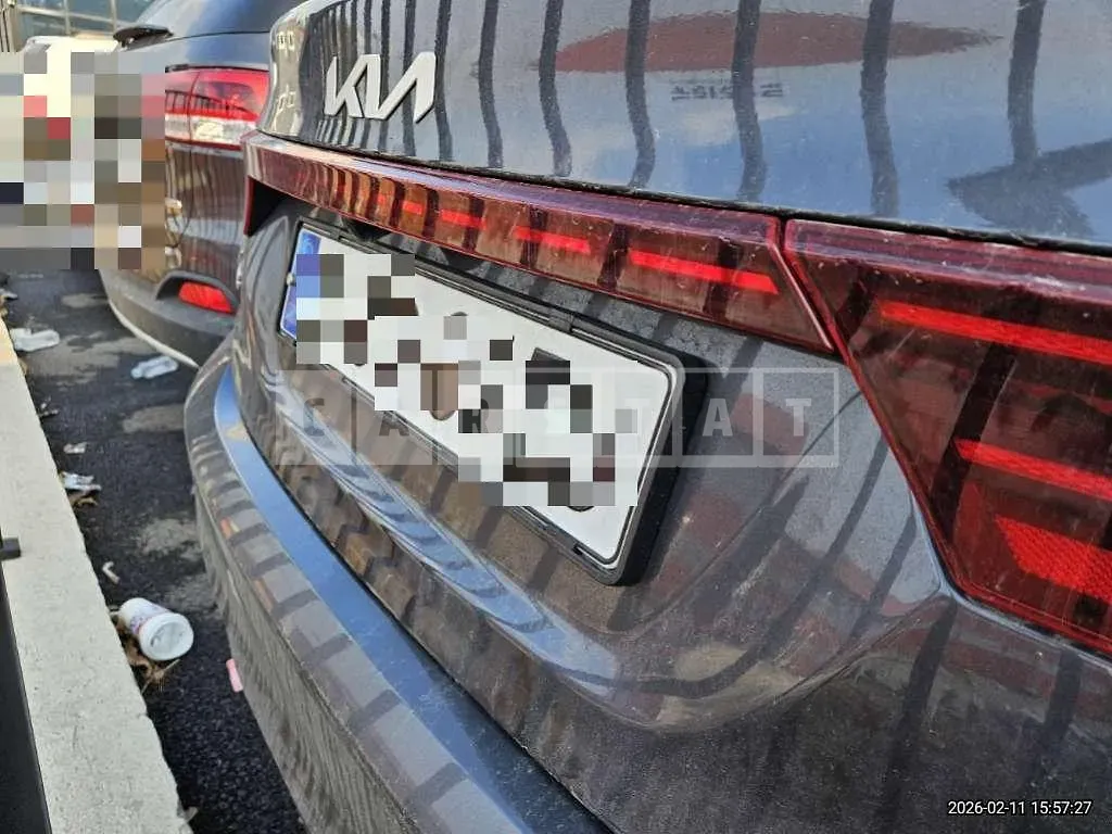 Photo 2 of 10: 2024 Kia Kz — Korean insurance auction