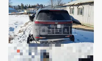 Photo 1 of 8: 2020 Kia Carnival Gasoline — Korean insurance auction