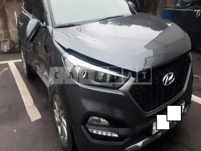 Photo 1 of 50: 2018 Hyundai Tucson, VIN KMHJ3815GJU763784 — Korean insurance auction