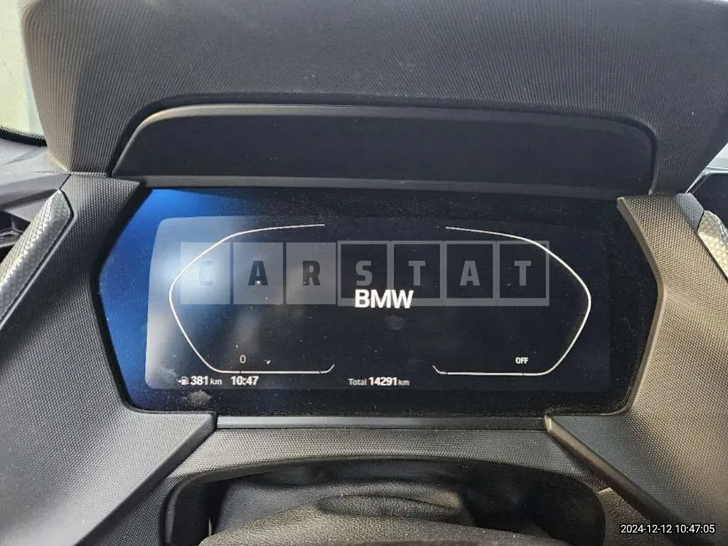 Photo 2 of 13: 2023 BMW 120i — Korean insurance auction