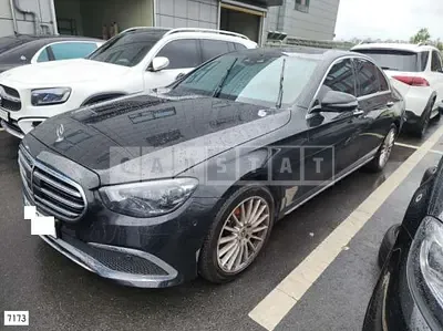 Photo 1 of 28: 2022 Mercedes-Benz E250 — Korean insurance auction