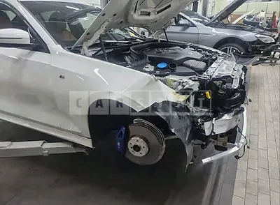Photo 1 of 18: 2024 BMW 320i, VIN WBA61FS04RFR51395 — Korean insurance auction